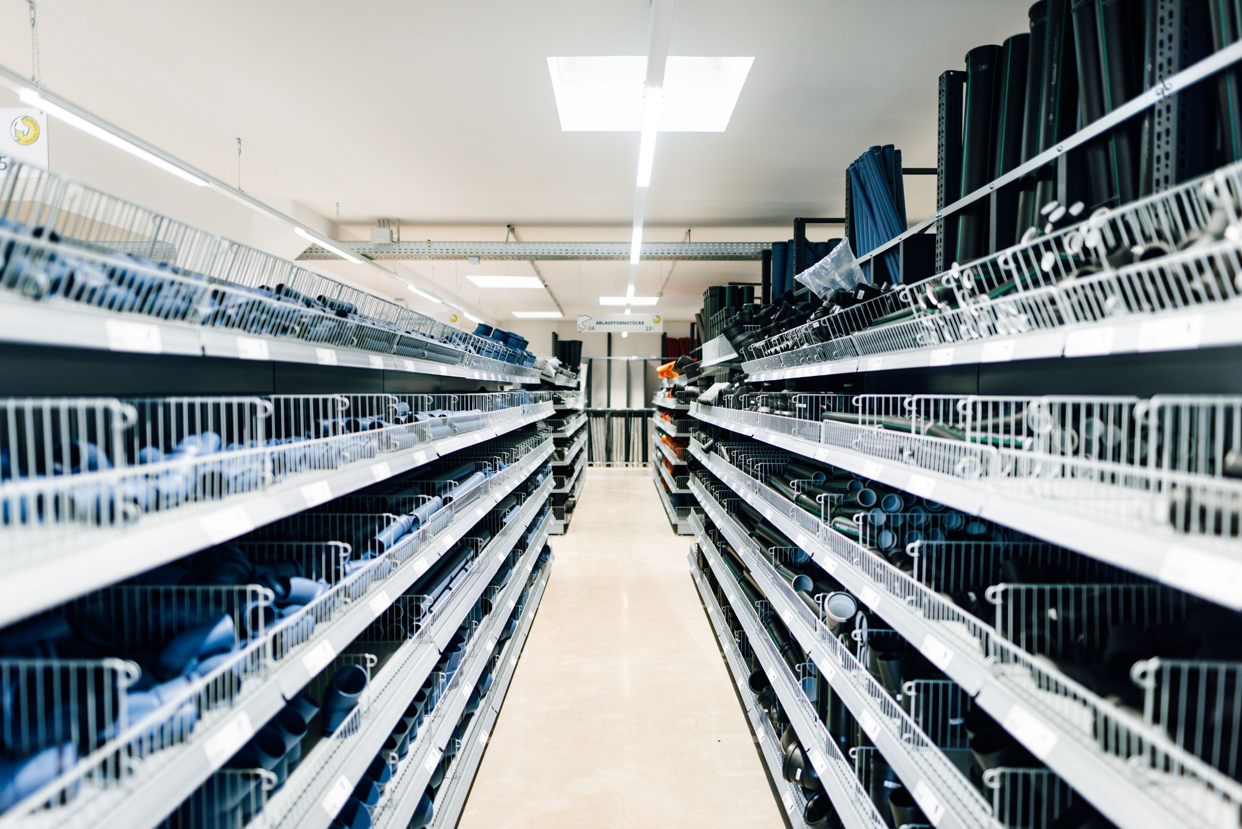 IMPEX Großhandel, Fachzentrum und Logistik, Ersatzteile und Rohninstallationen