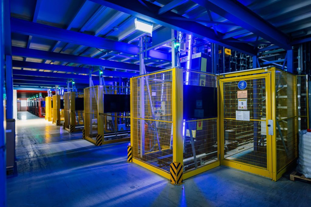 IMPEX Großhandel, Fachzentrum und Logistikzentrum